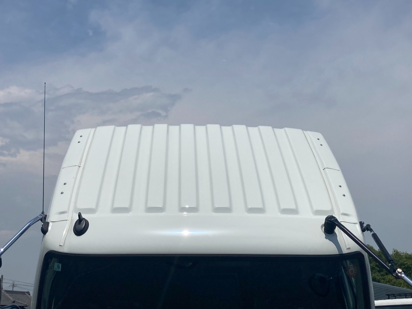 ルーフの状態です。|三菱 ファイター 2KG-FK65F(2WD)の写真33