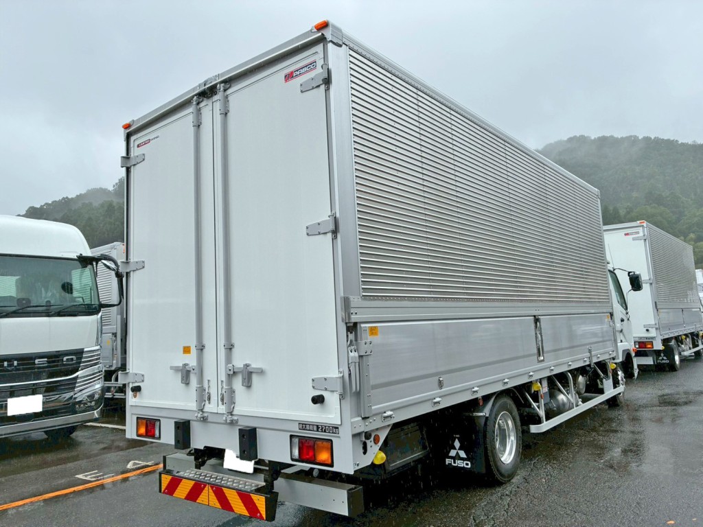 三菱 ファイター 2KG-FK65F(2WD)の写真4
