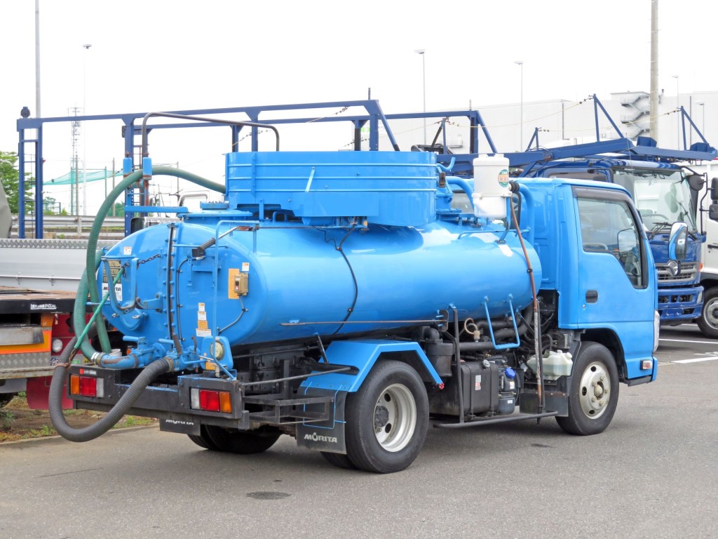 いすゞ エルフ 2RG-NKR88AN(2WD)の写真4