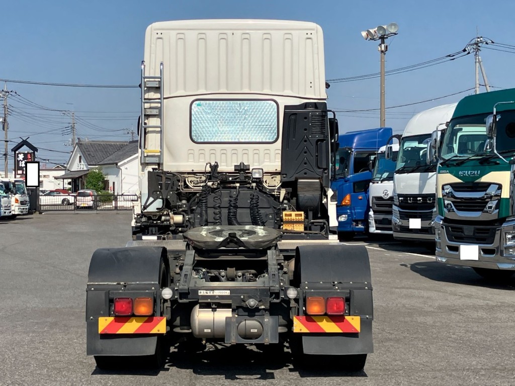 いすゞ ギガ 2PG-EXD52CDの写真9