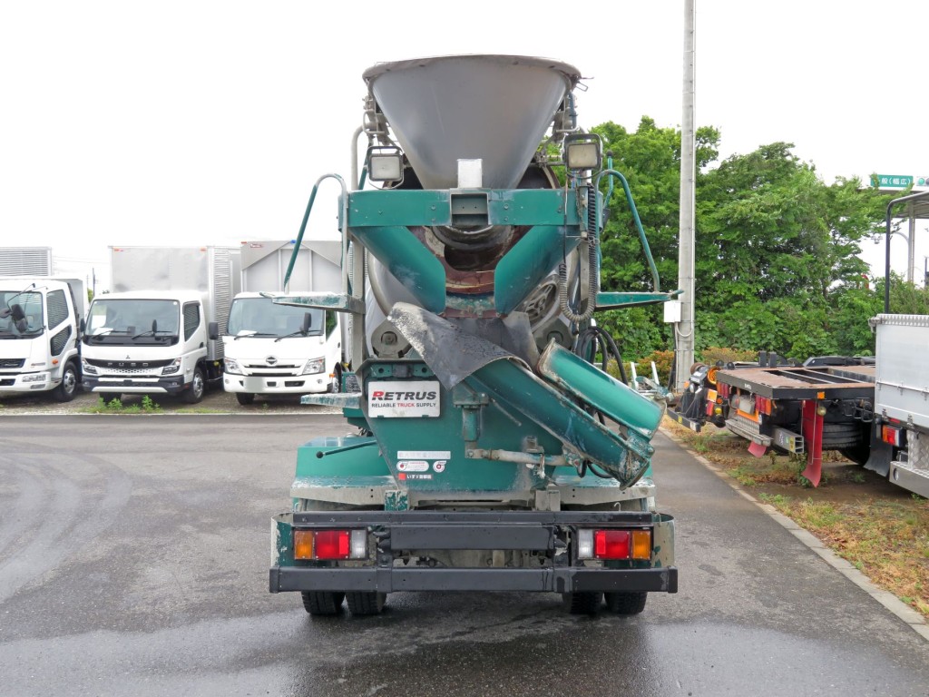 いすゞ エルフ 2RG-NKR88N(2WD)の写真16