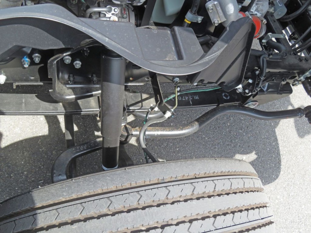 脚廻りに少し置きサビがあります。|三菱 キャンター 2RG-FEB80(2WD)の写真21