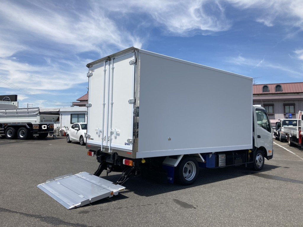 日野 デュトロ 2RG-XZU710M(2WD)の写真4