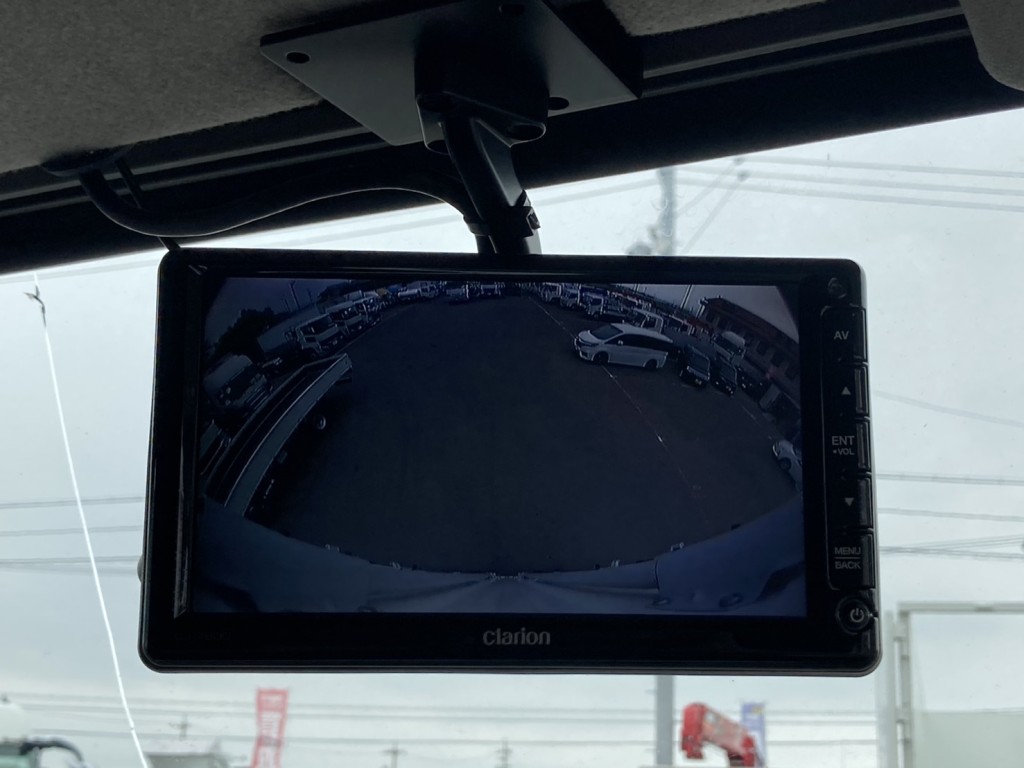 リアモニターです。|三菱 ファイター 2KG-FK65F(2WD)の写真42