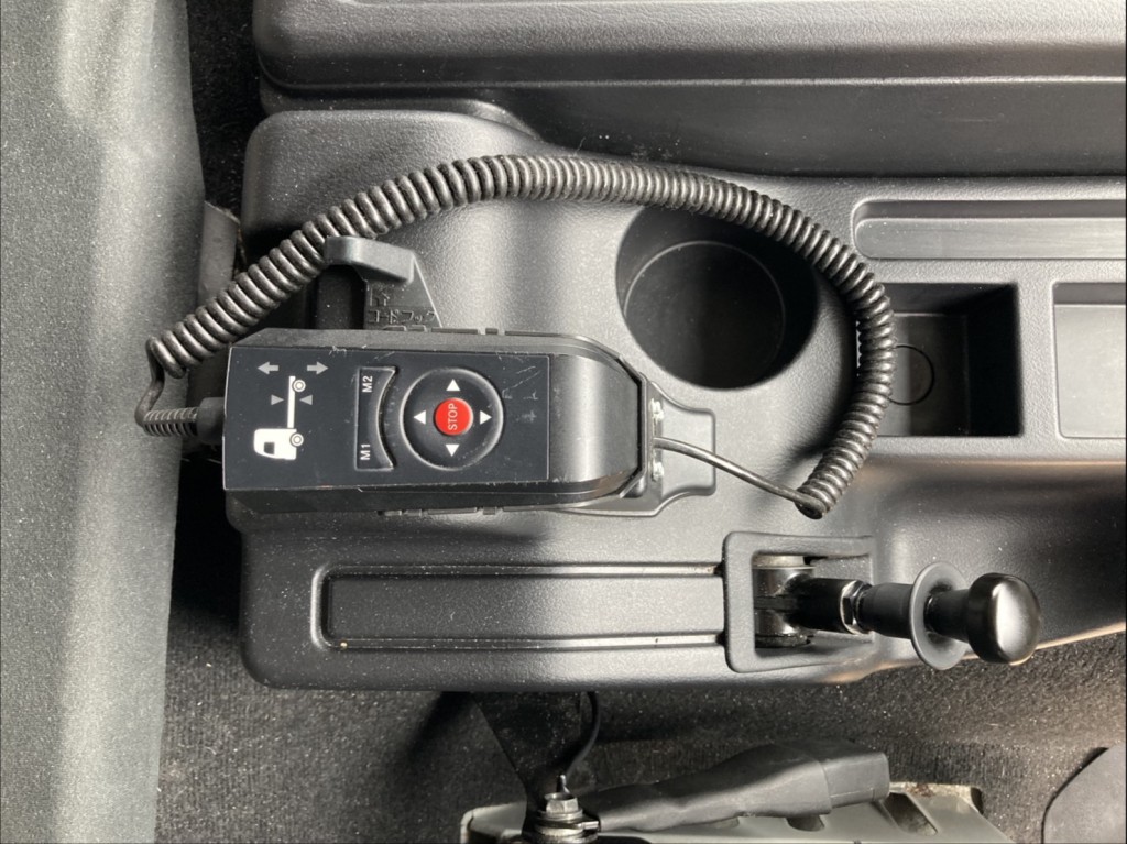 エアサスのコントローラーです。|三菱 ファイター 2KG-FK65F(2WD)の写真43