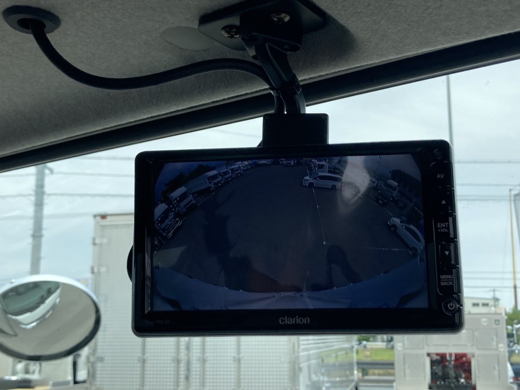 リアモニターです。|三菱 スーパーグレート 2PG-FS74HZの写真36
