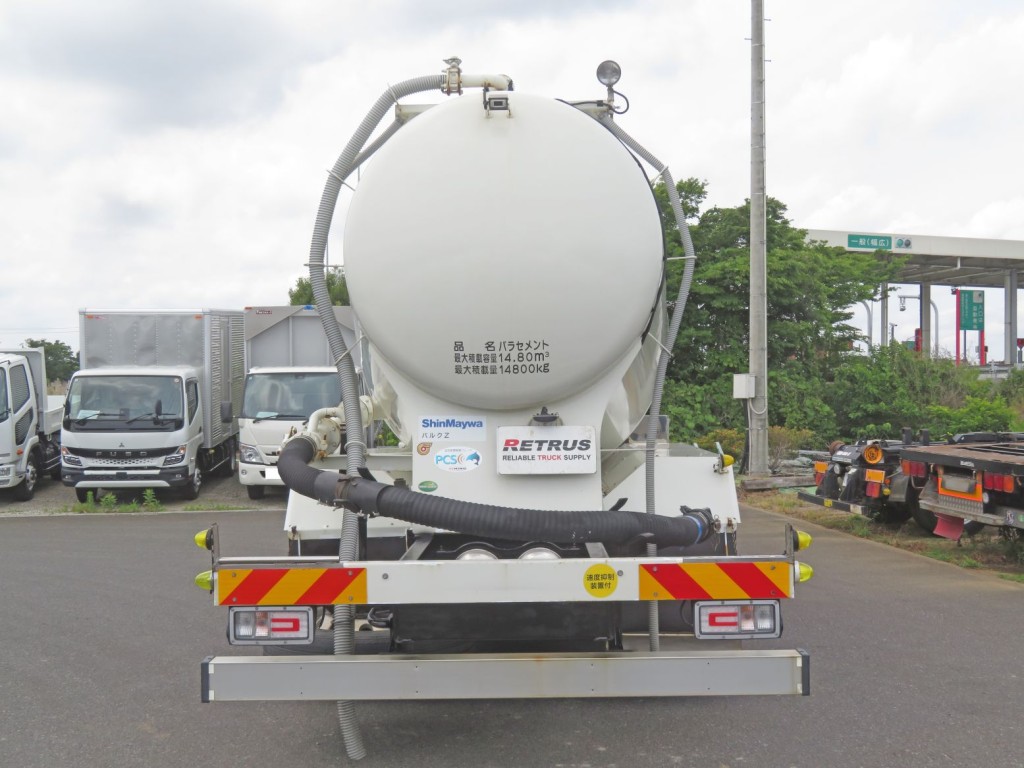 積載物は、バラセメントです。|日野 プロフィア 2DG-FR1AHGの写真10