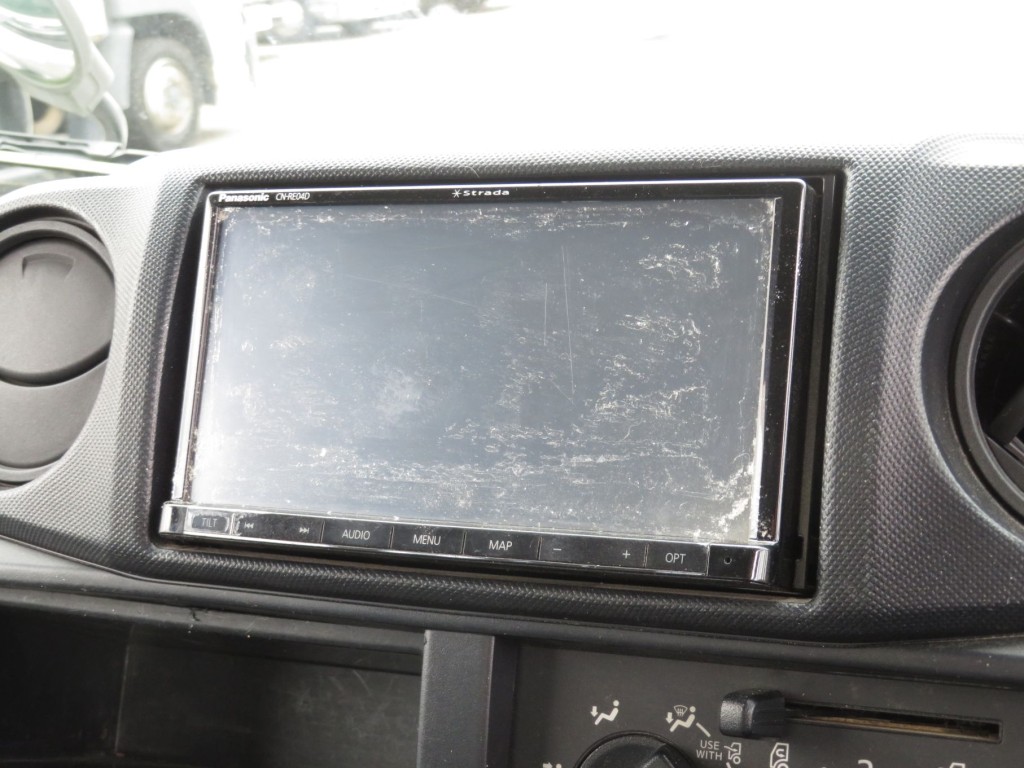 ナビは作動不良です。|日野 デュトロ TKG-XZU620T(2WD)の写真25