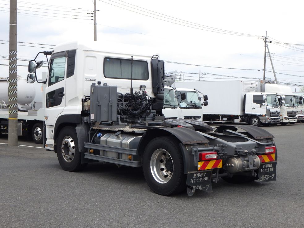 UDトラックス クオン 2RG-GK5DAB(2WD)の写真3