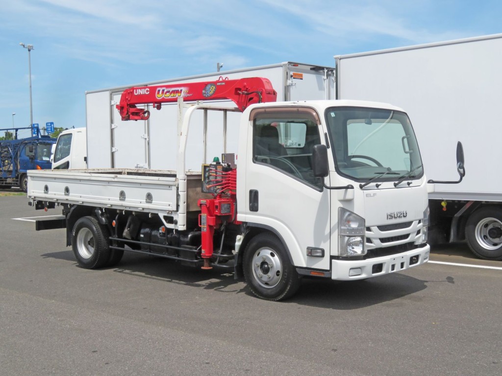 いすゞ エルフ TPG-NMR85N(2WD)の写真2