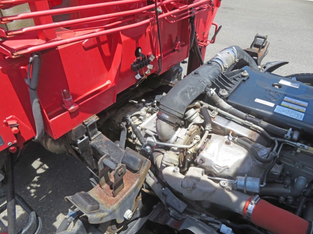 キャブマウントにサビがあります。|いすゞ エルフ TPG-NMR85N(2WD)の写真36