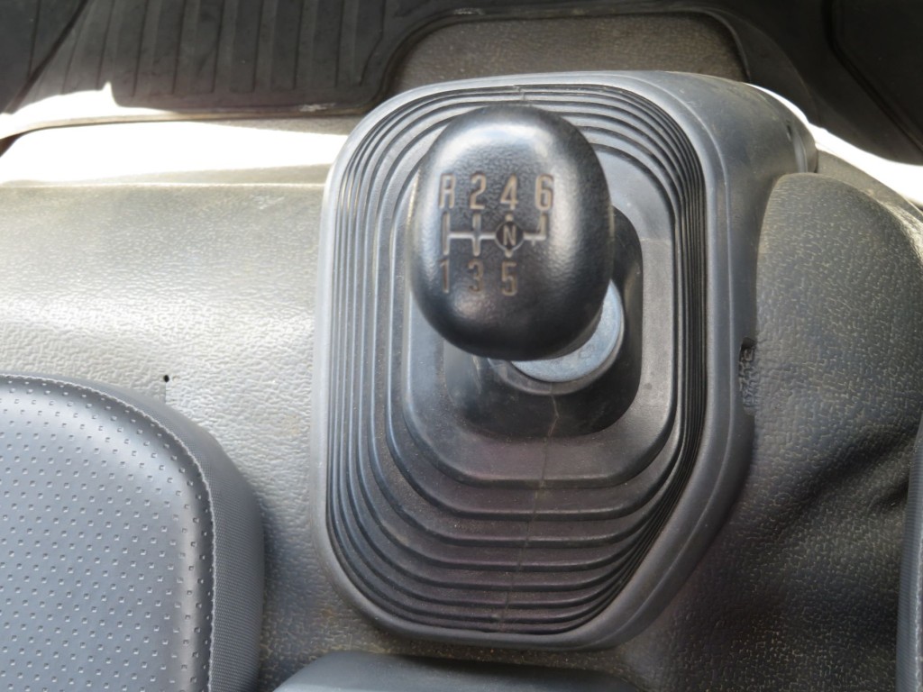 いすゞ フォワード TKG-FRR90S1(2WD)の写真26