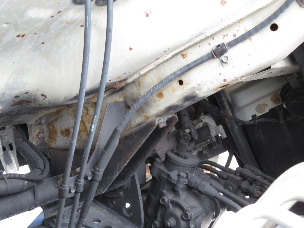 キャブ下面の状態です。|いすゞ フォワード TKG-FRR90S1(2WD)の写真37