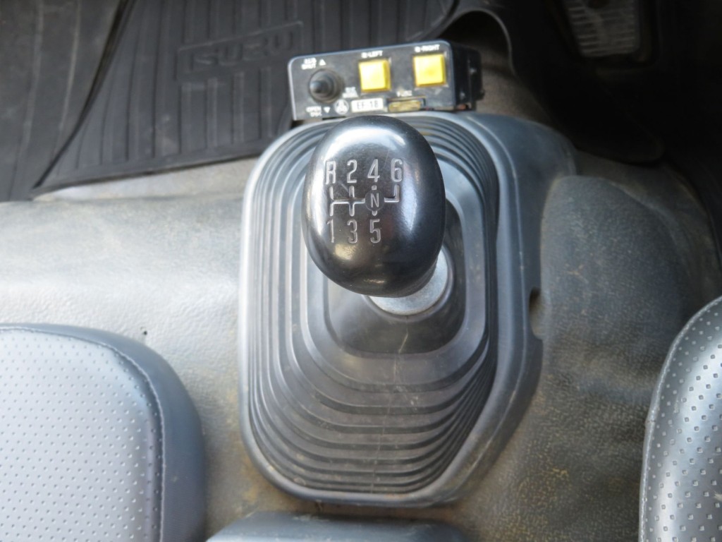 いすゞ フォワード TKG-FRR90S1(2WD)の写真23