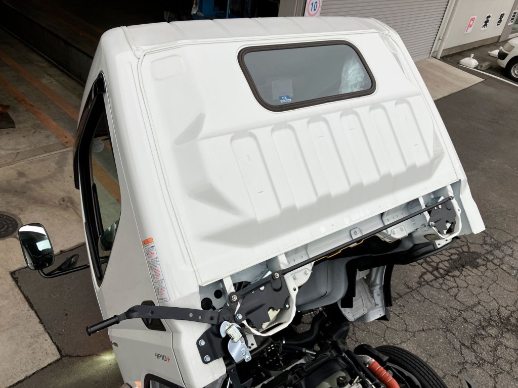 キャブバックの状態です。|三菱 キャンター 2RG-FEAV0(2WD)の写真34