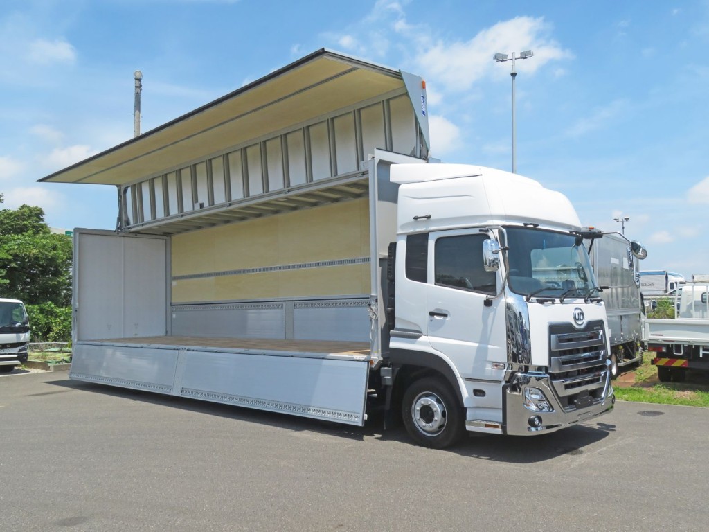 UDトラックス クオン 2RG-CG5FAの写真2