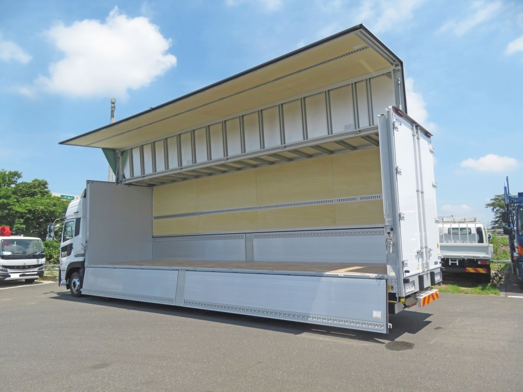 UDトラックス クオン 2RG-CG5FAの写真3