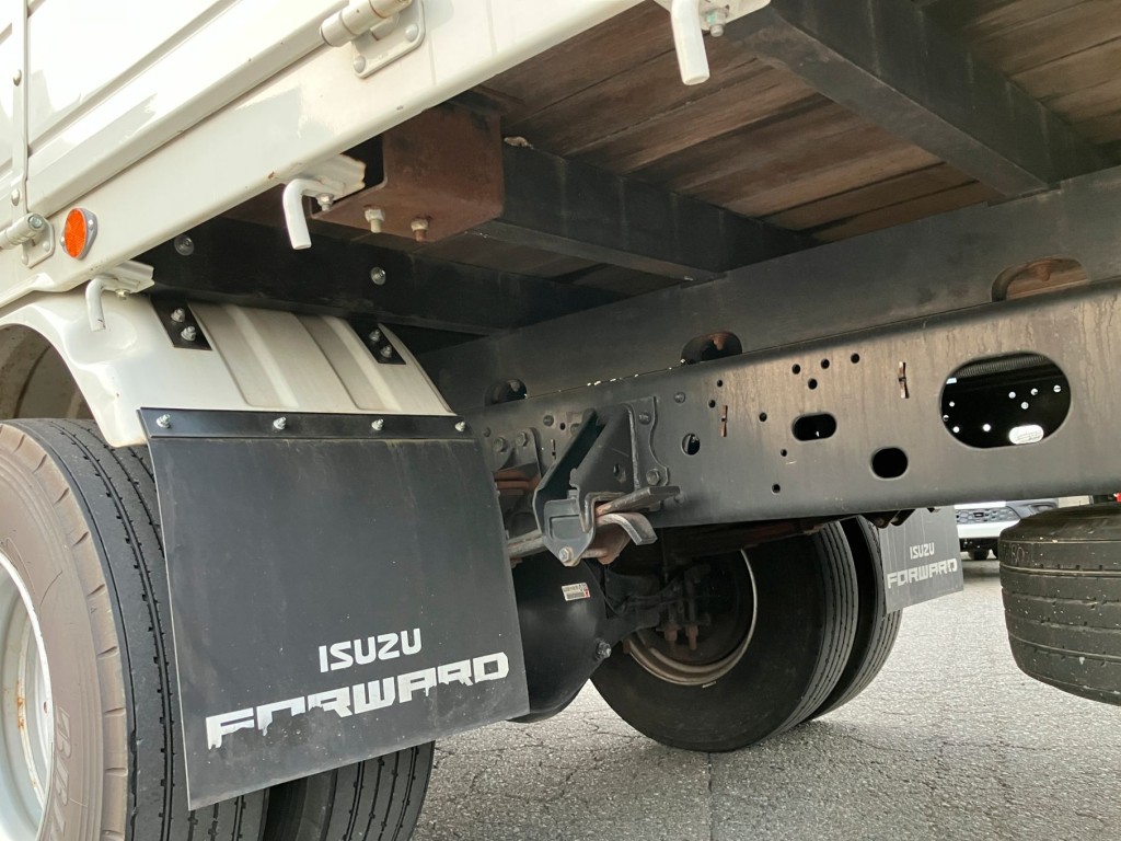 いすゞ フォワード 2PG-FRR90S2(2WD)の写真6