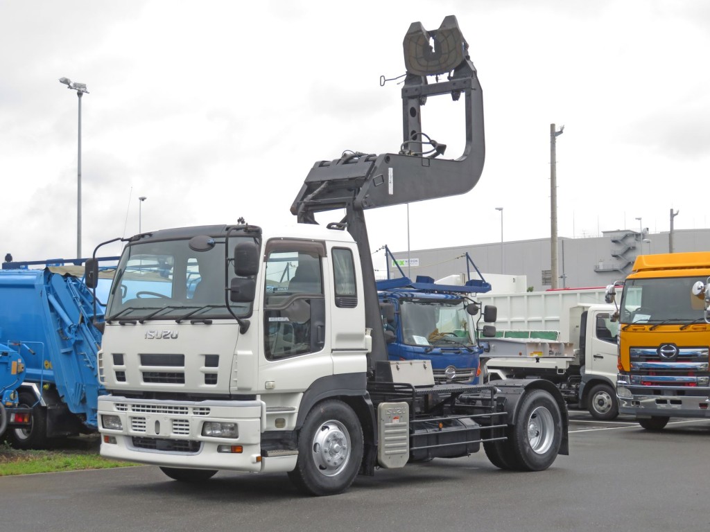 いすゞ ギガ PDG-EXR52G8の写真1