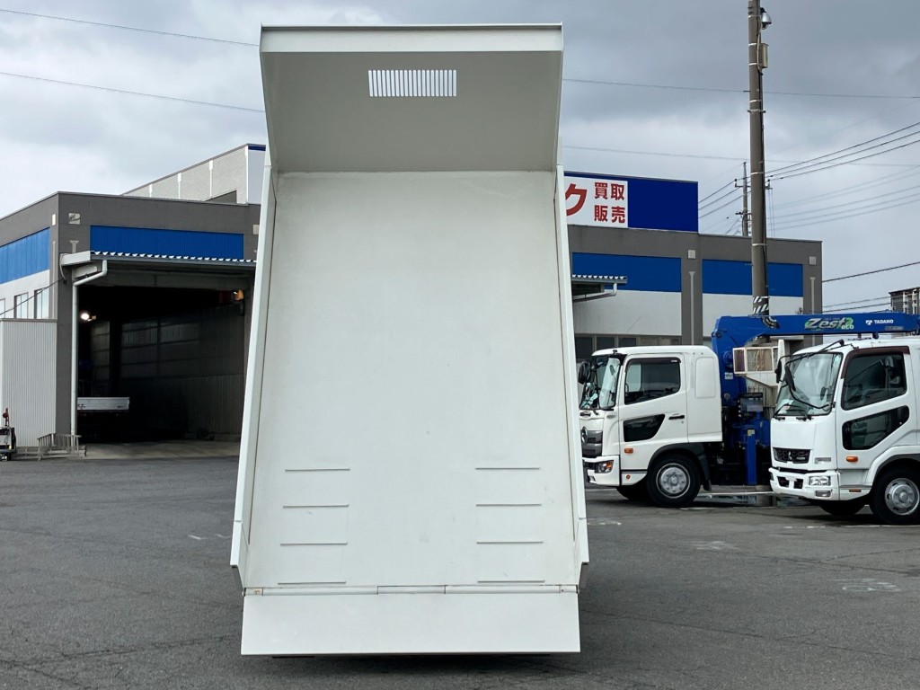 荷台全体の状態です。|日野 デュトロ 2KG-XZU700X(2WD)の写真9