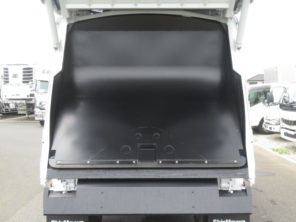 排出板の状態です。|三菱 ファイター 2KG-FK72F(2WD)の写真10