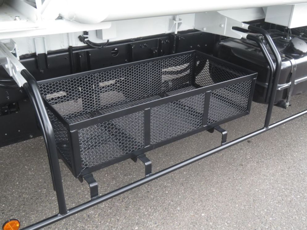 物入が付いています。|三菱 ファイター 2KG-FK72F(2WD)の写真16
