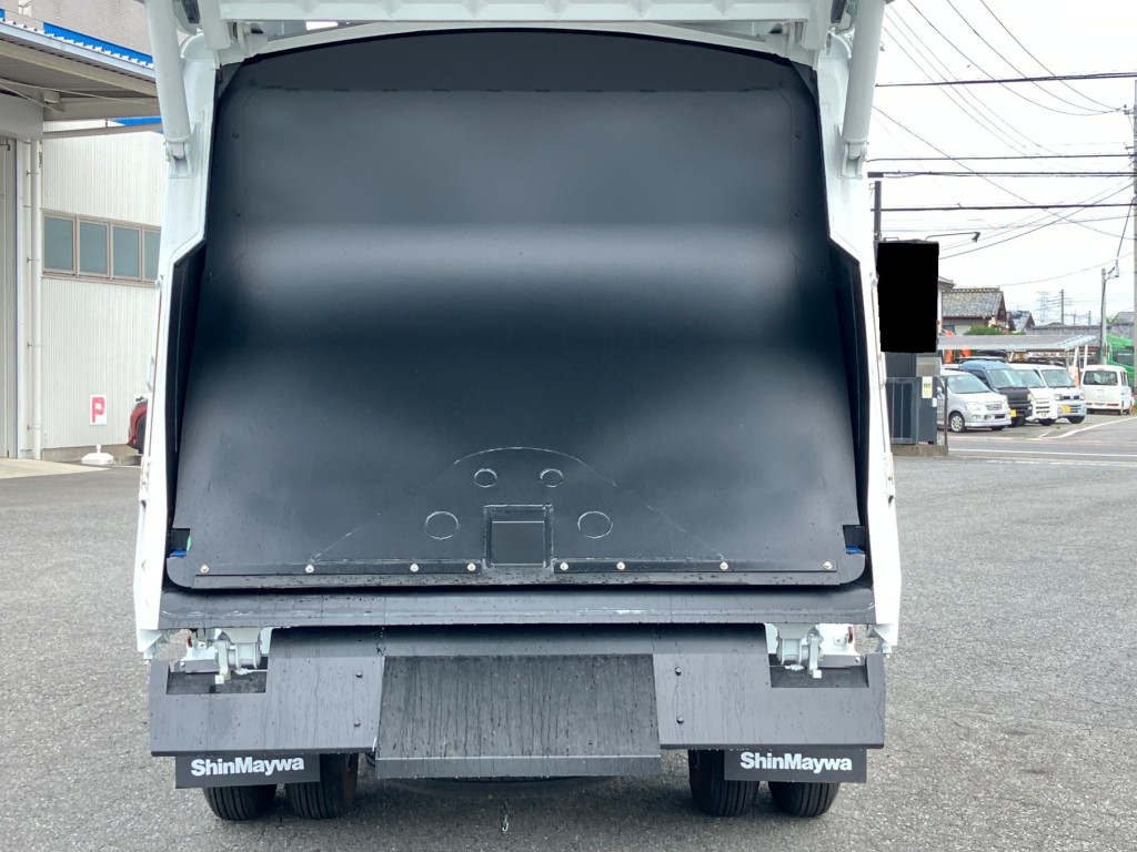 排出板の状態です。|三菱 ファイター 2KG-FK62F(2WD)の写真9