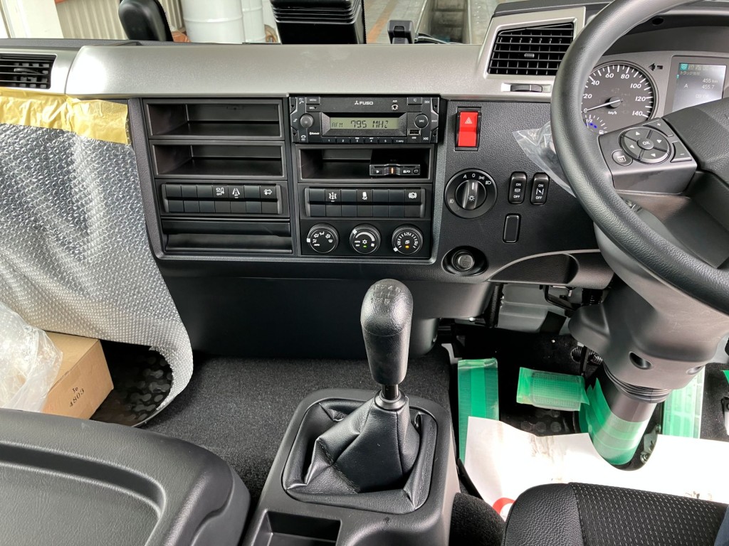 パネル周りの状態です。|三菱 ファイター 2KG-FK62F(2WD)の写真24
