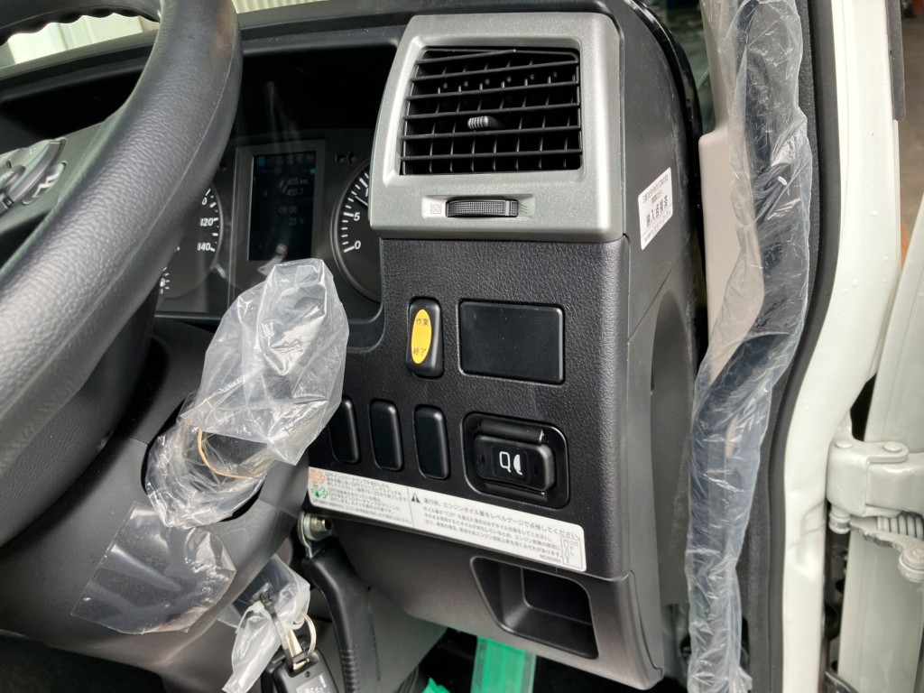 三菱 ファイター 2KG-FK62F(2WD)の写真26