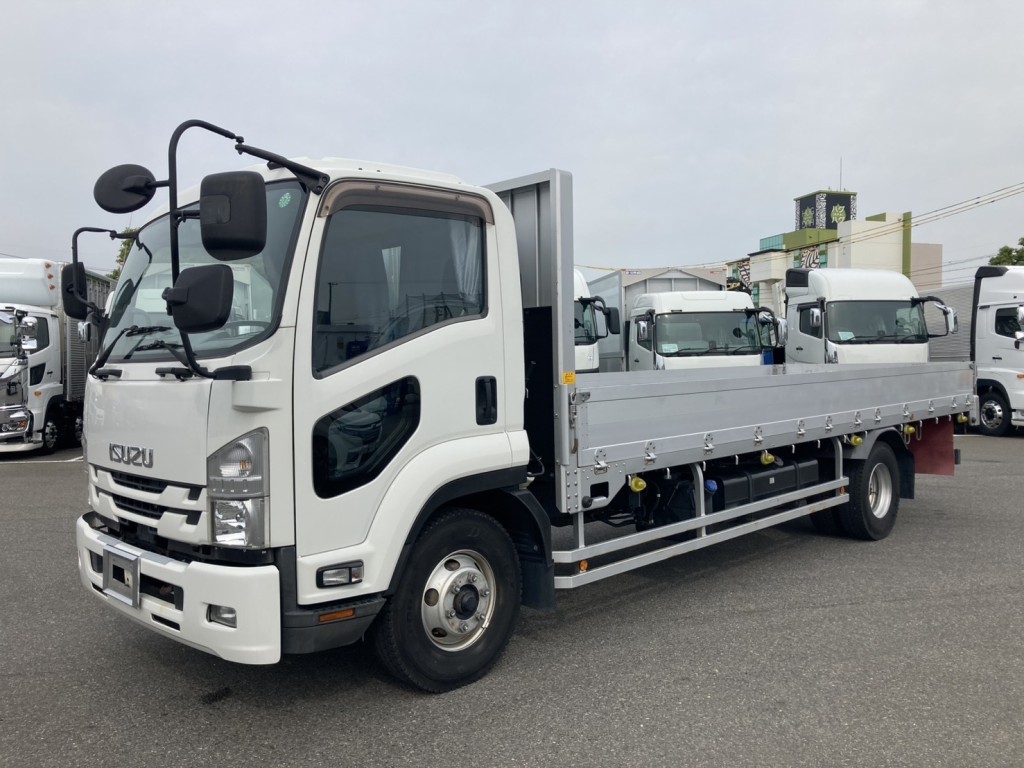 いすゞの6,2m標準幅のアルミ平ボデーです。|いすゞ フォワード 2RG-FRR90S2(2WD)の写真1