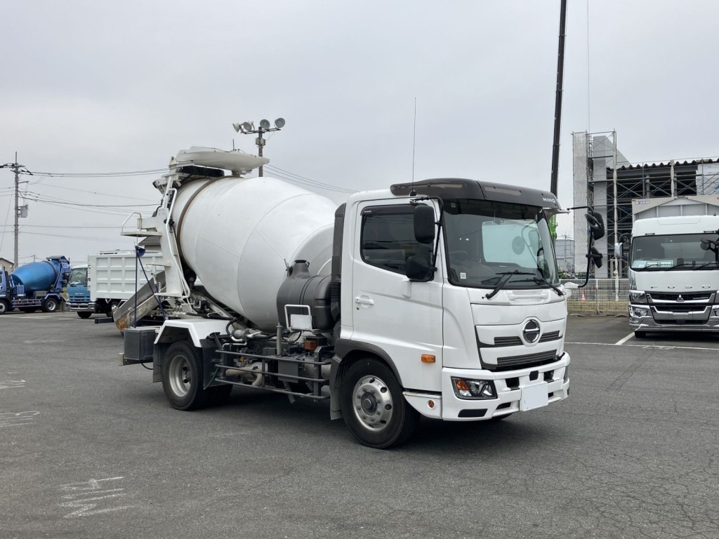 日野 レンジャー 2KG-FJ2ACAの写真2