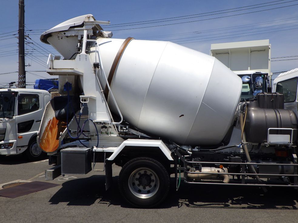 日野 レンジャー 2KG-FJ2ACA(2WD)の写真18