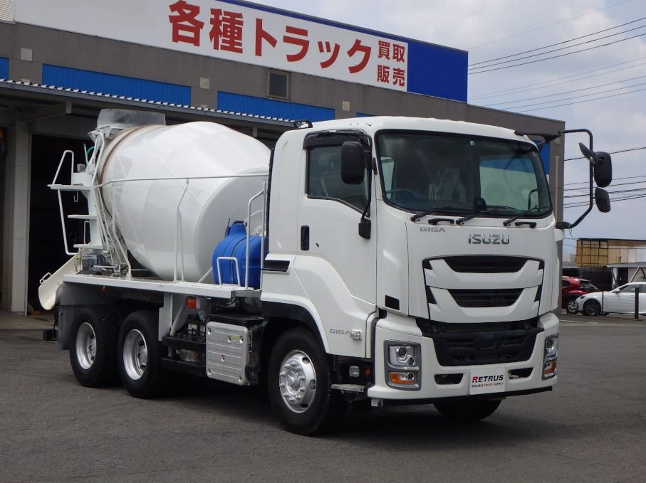 いすゞ ギガ 2KG-CXZ77CT(6x4)の写真2