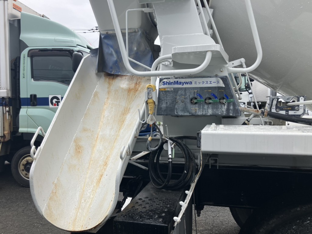 いすゞ ギガ 2KG-CXZ77CTの写真11