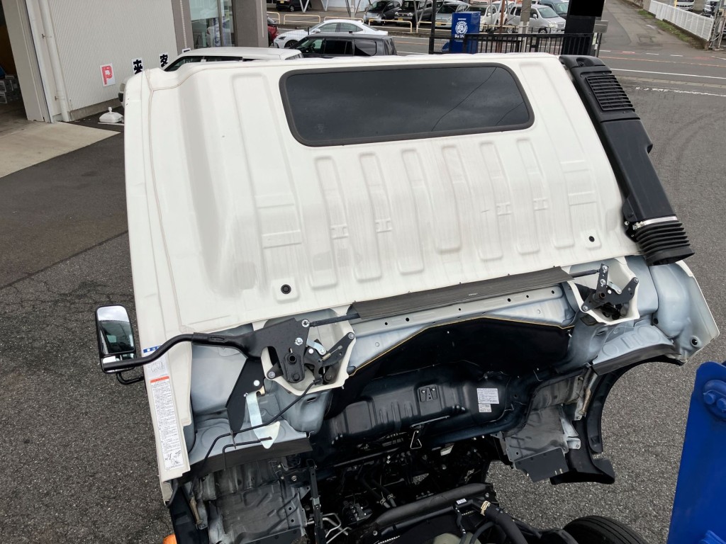 キャブバックの状態です。|日野 デュトロ 2KG-XZU712M(2WD)の写真31