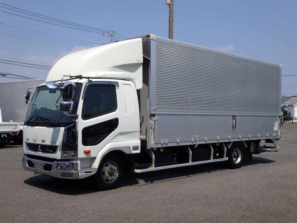 三菱 ファイター 2KG-FK64F(2WD)の写真1