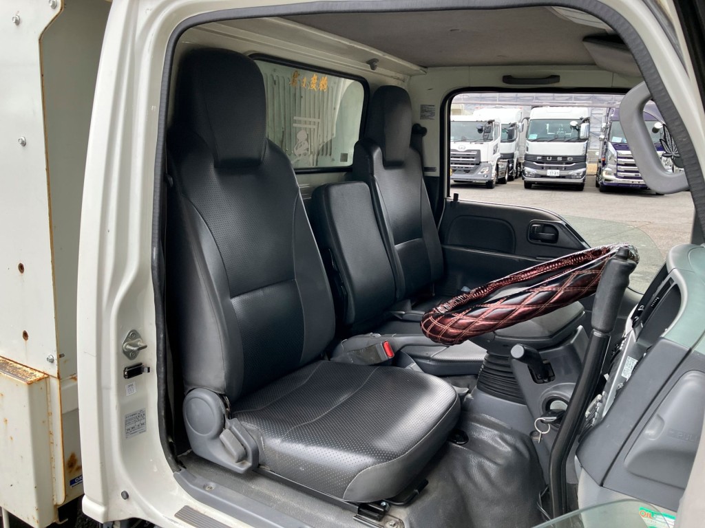 いすゞ エルフ TPG-NJR85ADの写真5