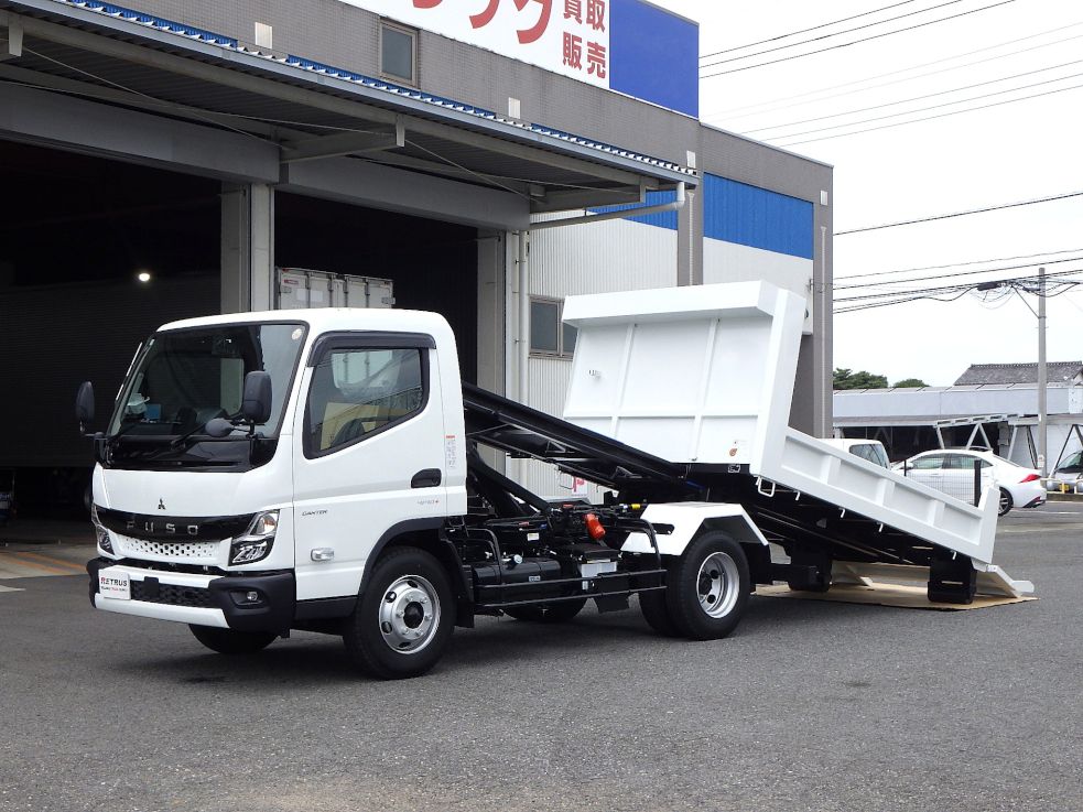 三菱 キャンター 2PG-FEBM0(2WD)の写真1