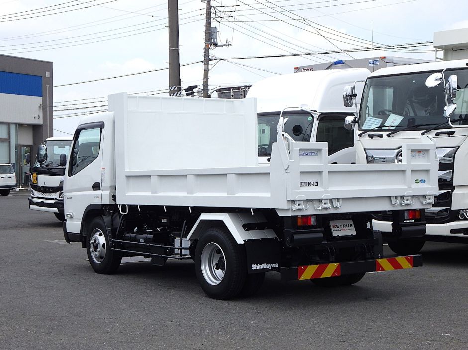 三菱 キャンター 2PG-FEBM0(2WD)の写真3
