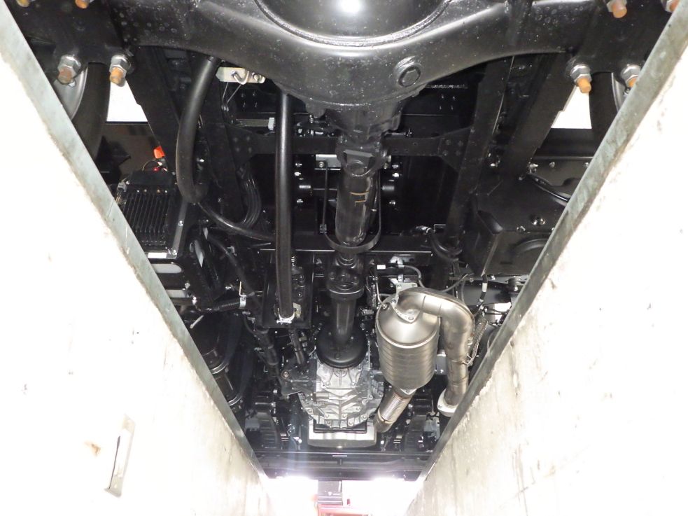 三菱 キャンター 2PG-FEBM0(2WD)の写真19