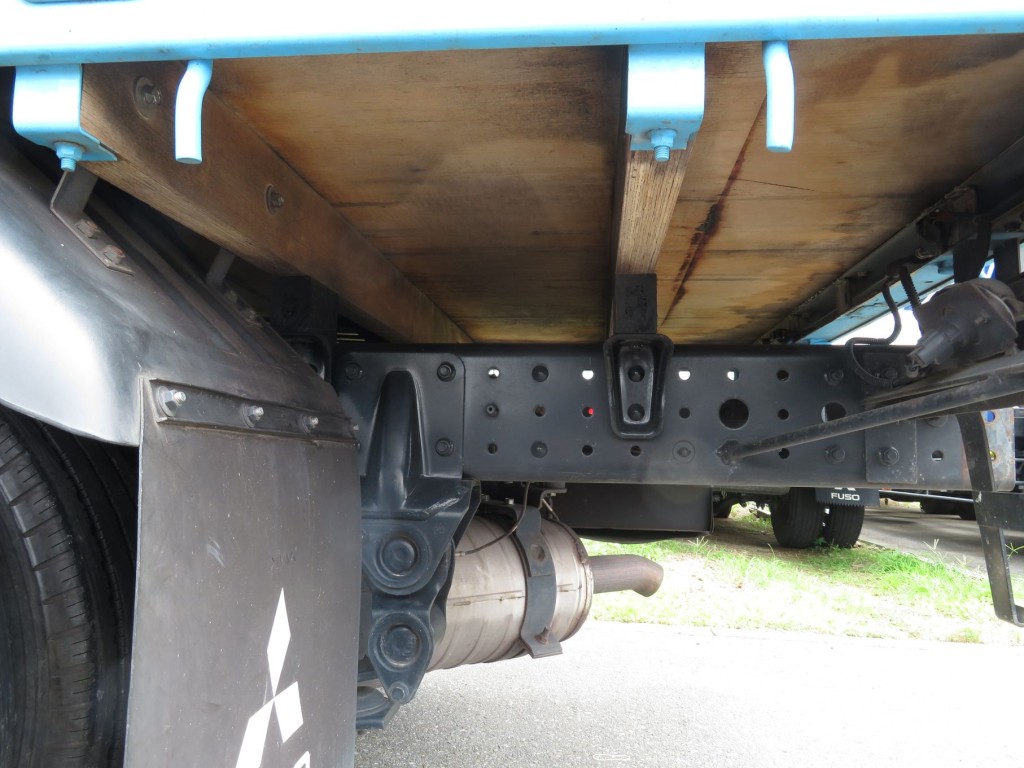 シャーシとネタの状態です。|三菱 キャンター TPG-FBA20(2WD)の写真5