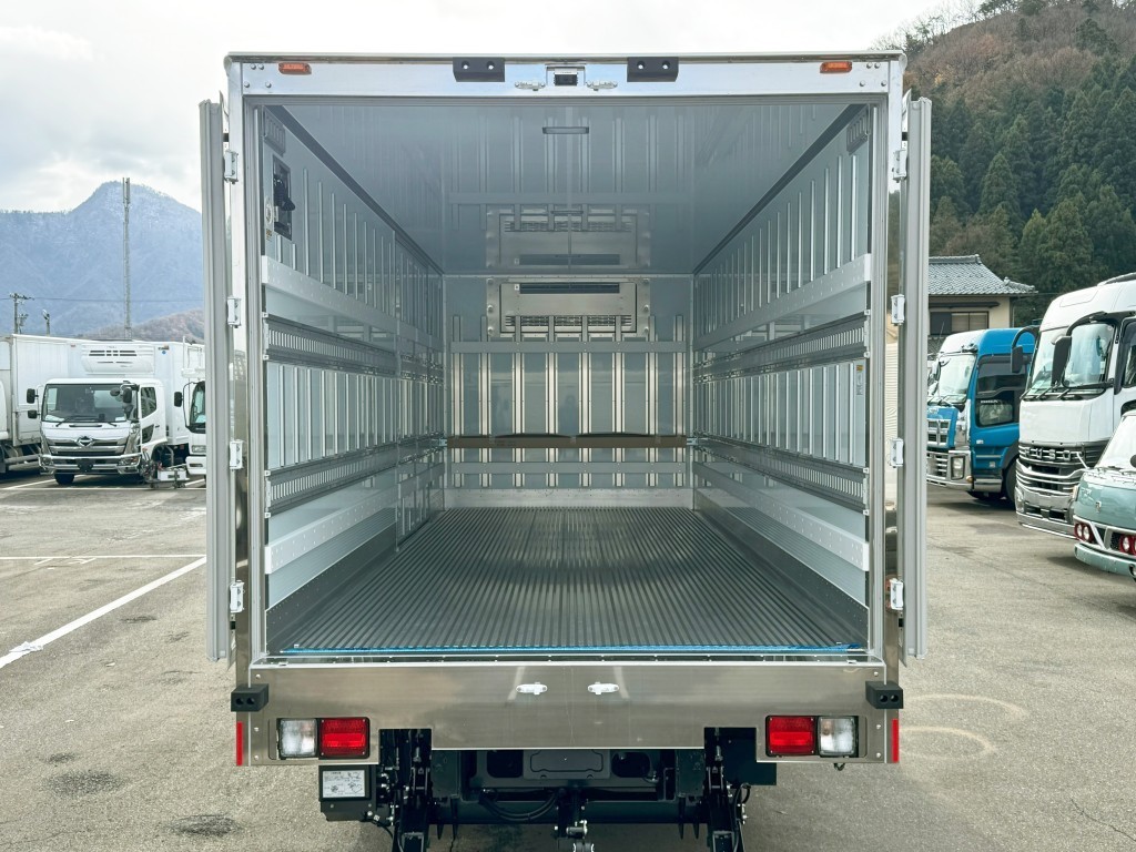 日野 レンジャー 2KG-FD2ABG(2WD)の写真9