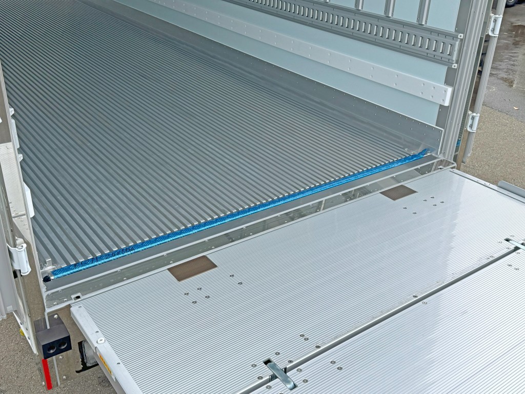日野 レンジャー 2KG-FD2ABG(2WD)の写真15