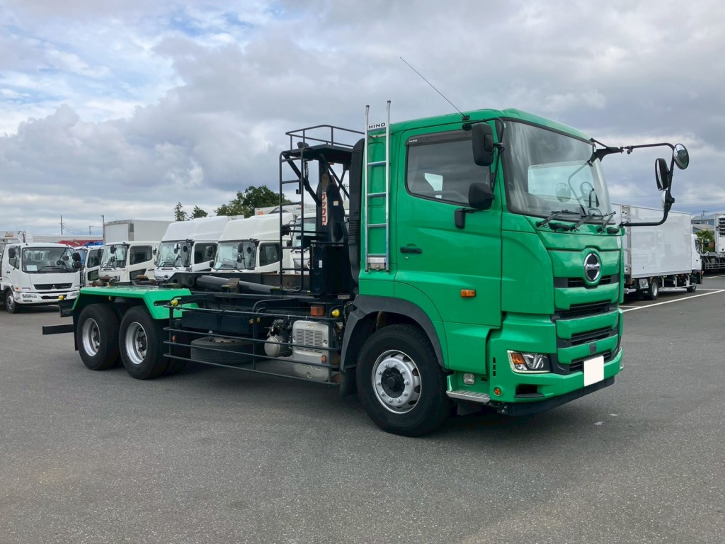 日野 プロフィア 2DG-FS1AJAの写真2