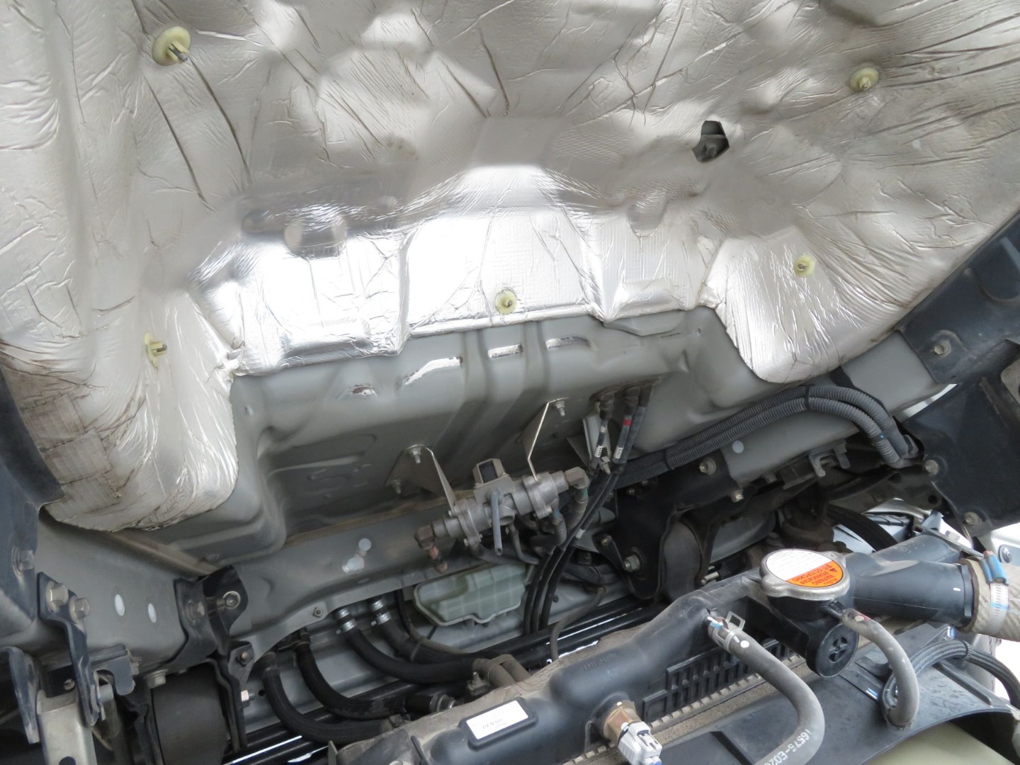 キャブ底面の状態です。|日野 レンジャー 2KG-FD2ABG(2WD)の写真35