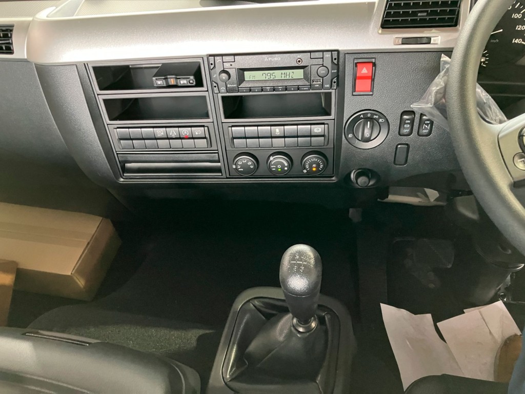 三菱 ファイター 2KG-FK62F(2WD)の写真11