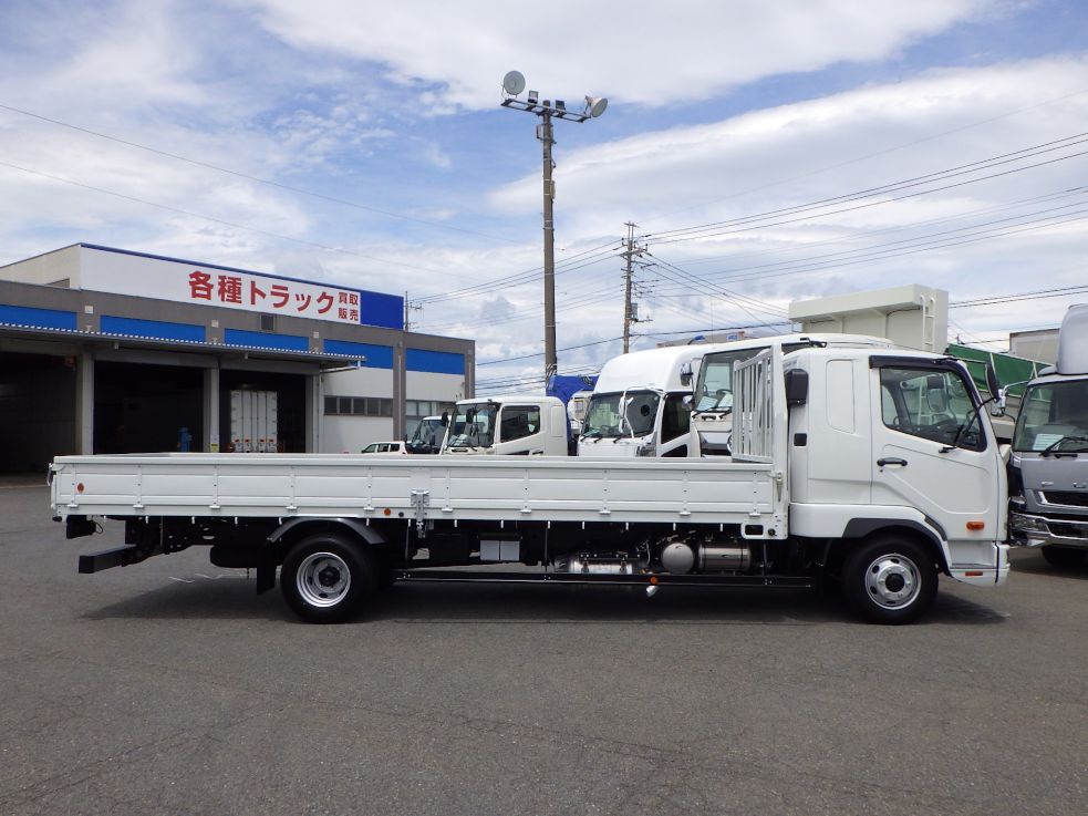 三菱 ファイター 2KG-FK62F(2WD)の写真21