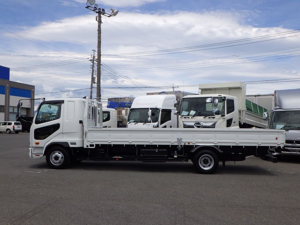 三菱 ファイター 2KG-FK62F(2WD)の写真22