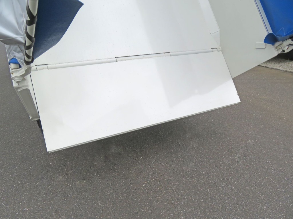 Lゲート仕様です。|日野 レンジャー 2KG-FE2ACA(2WD)の写真12