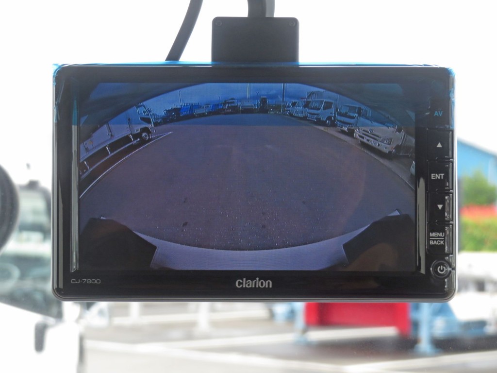 液晶バックモニター付きです。|日野 レンジャー 2KG-FE2ACA(2WD)の写真26